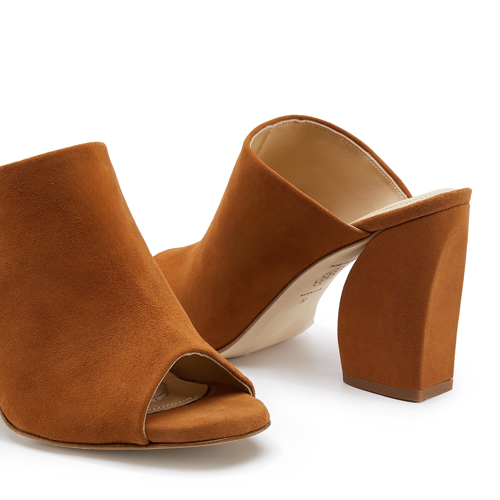 JIN JIN Pumps - Tan